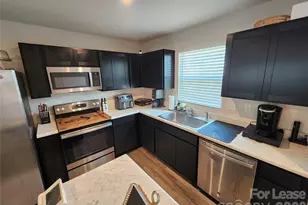 6816 Ludell Ln, Charlotte, NC 28215 - Photo 5