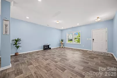 10210 Holly Park Drive, Charlotte, NC 28214 - Photo 5