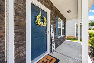 10210 Holly Park Dr, Charlotte, NC 28214 - Photo 3