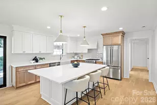 839 Montford Dr, Charlotte, NC 28209 - Photo 5
