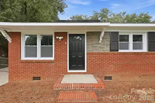 9430 Trinity Rd, Charlotte, NC 28216 - Photo 5