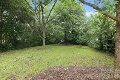 9430 Trinity Road, Charlotte, NC 28216 - Photo 31