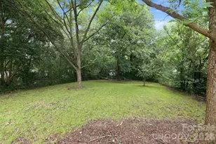9430 Trinity Rd, Charlotte, NC 28216 - Photo 31