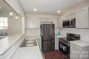2143 Camp Greene St, Charlotte, NC 28208 - Photo 11