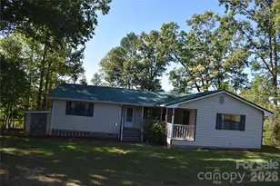 120 Woodmont Dr, Nebo, NC 28761 - Photo 3