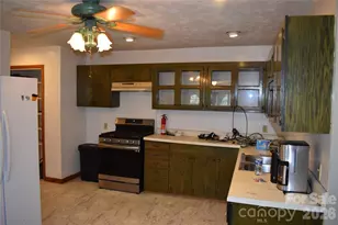 120 Woodmont Dr, Nebo, NC 28761 - Photo 15