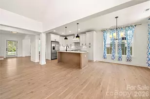11352 Timber Ridge Rd, Charlotte, NC 28213 - Photo 9