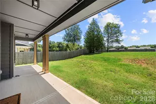 11352 Timber Ridge Rd, Charlotte, NC 28213 - Photo 39