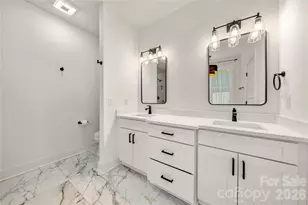 11352 Timber Ridge Rd, Charlotte, NC 28213 - Photo 25