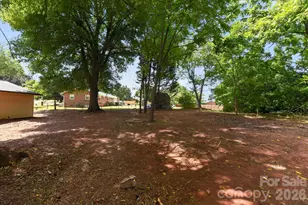 1393 Field Cir, Hickory, NC 28602 - Photo 27