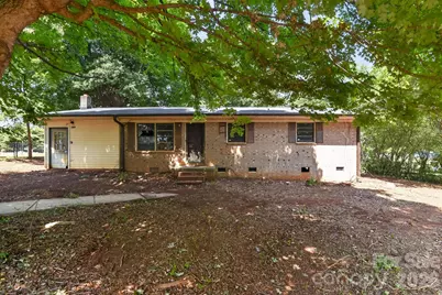 1393 Field Circle, Hickory, NC 28602 - Photo 1