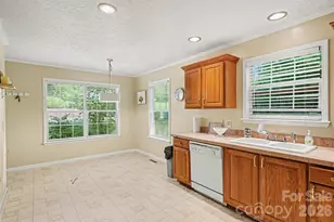 202 Joe Louis St, Fort Mill, SC 29715 - Photo 5