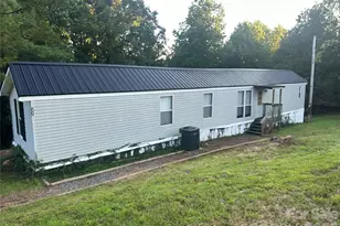 69 Woodmont Dr, Nebo, NC 28761 - Photo 3