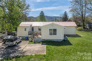 11 E Porter Rd, Asheville, NC 28803 - Photo 1