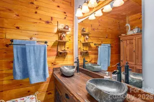 30 Rhododendron Dr, Waynesville, NC 28786 - Photo 17