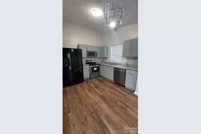 4913 Hopewood Lane, Charlotte, NC 28216 - Photo 11