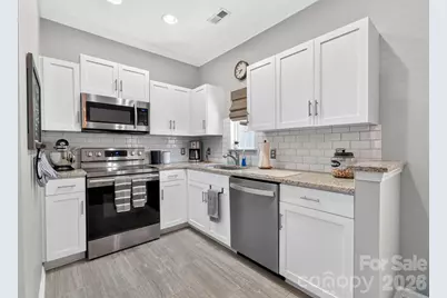 2224 Vision Drive, Charlotte, NC 28203 - Photo 11