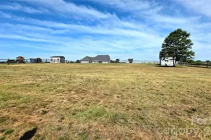 154 Back Acres Ln, Kannapolis, NC 28081 - Photo 3
