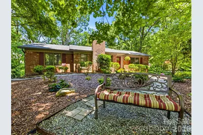 518 Starmount Lane, Hendersonville, NC 28791 - Photo 3