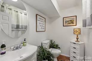 518 Starmount Ln, Hendersonville, NC 28791 - Photo 39