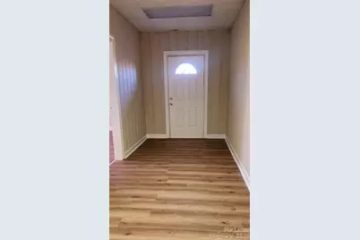 509 E Main Avenue, Gastonia, NC 28054 - Photo 5