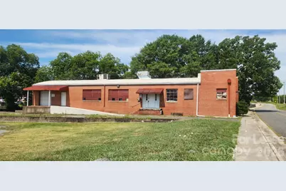 509 E Main Avenue, Gastonia, NC 28054 - Photo 1