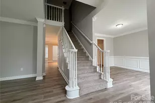6930 Royce Ct, Charlotte, NC 28277 - Photo 3