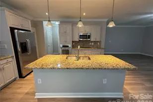 6930 Royce Ct, Charlotte, NC 28277 - Photo 9