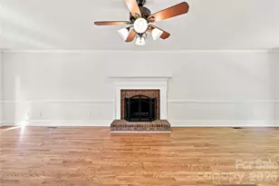 122 W Tattersall Dr, Statesville, NC 28677 - Photo 11
