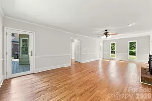 122 W Tattersall Dr, Statesville, NC 28677 - Photo 9