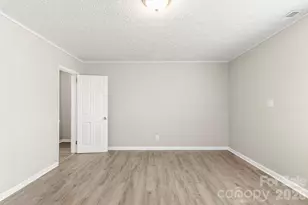 411 S Thompson St, Shelby, NC 28150 - Photo 21