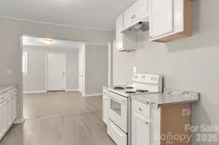 411 S Thompson St, Shelby, NC 28150 - Photo 11