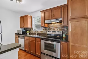 417 Olmsted Park Pl, Charlotte, NC 28203 - Photo 15