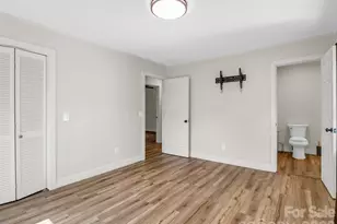 319 Arlington St, Forest City, NC 28048 - Photo 33