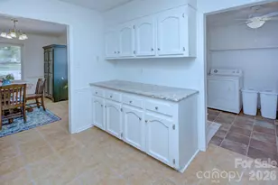 2603 Cherokee Ct, Gastonia, NC 28056 - Photo 11