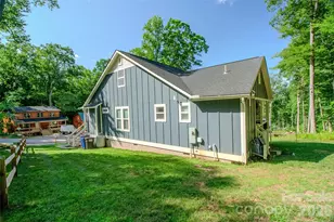 611 Twinbrook Ln, Maggie Valley, NC 28751 - Photo 3