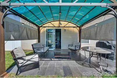 4526 Carnation Court, Charlotte, NC 28269 - Photo 23