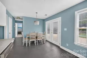 420 Fawnbrook Ln, Gastonia, NC 28052 - Photo 11