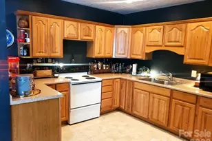 2637 Pamlico Dr, Shelby, NC 28152 - Photo 7