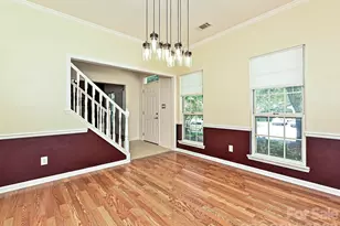 13518 Krislyn Woods Pl, Charlotte, NC 28278 - Photo 7