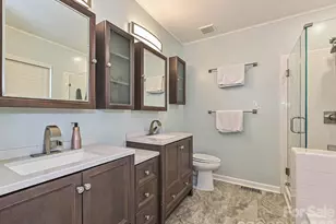 13518 Krislyn Woods Pl, Charlotte, NC 28278 - Photo 27