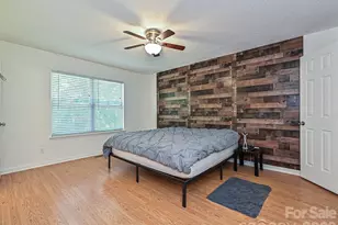 13518 Krislyn Woods Pl, Charlotte, NC 28278 - Photo 25