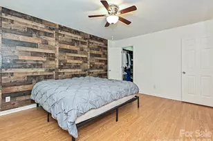 13518 Krislyn Woods Pl, Charlotte, NC 28278 - Photo 29