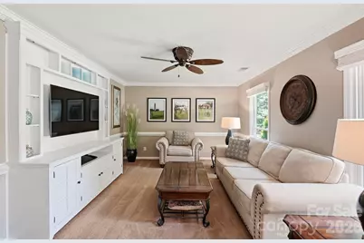 9200 Deer Spring Lane, Charlotte, NC 28210 - Photo 5