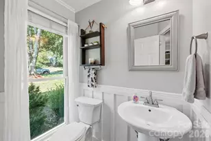 9200 Deer Spring Ln, Charlotte, NC 28210 - Photo 7