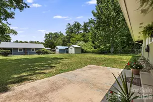 490 Ecusta Rd, Brevard, NC 28712 - Photo 19