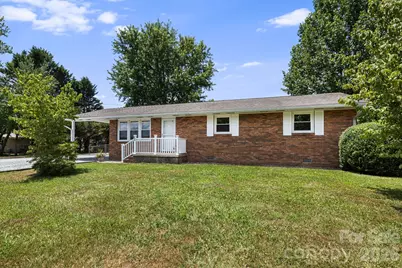 490 Ecusta Road, Brevard, NC 28712 - Photo 1