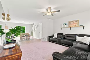 5135 Wolfridge Ave, Charlotte, NC 28214 - Photo 3