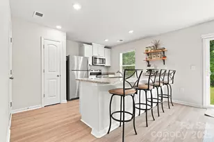 5135 Wolfridge Ave, Charlotte, NC 28214 - Photo 9