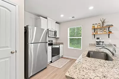 5135 Wolfridge Avenue, Charlotte, NC 28214 - Photo 7